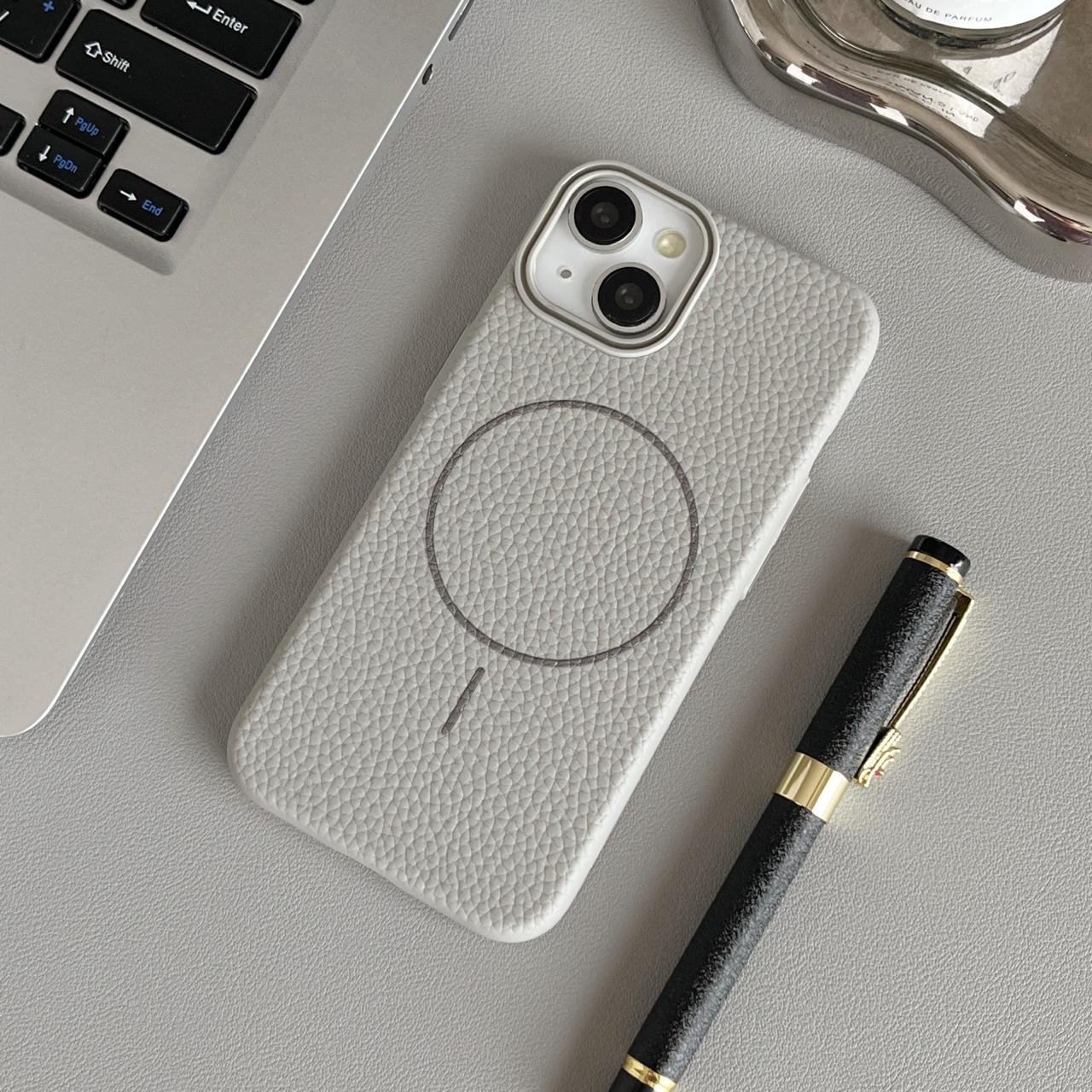Litchi Leather Magnetic Case (MagSafe) - Imagen 6